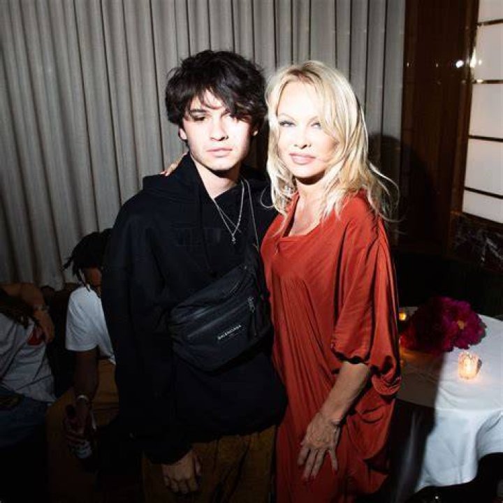 Dylan Jagger Lee Net Worth (Updated 2023) &bull; TheCelebWealth