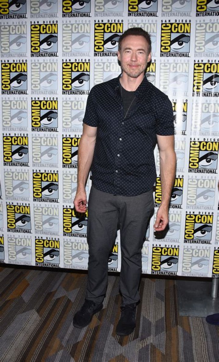 Kevin Durand Height: A Comprehensive Overview